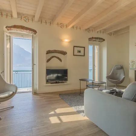 Elizabeth House Apartamento Varenna